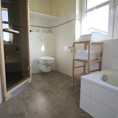 Godewind 14 - Familienfreundliches Mit Sauna